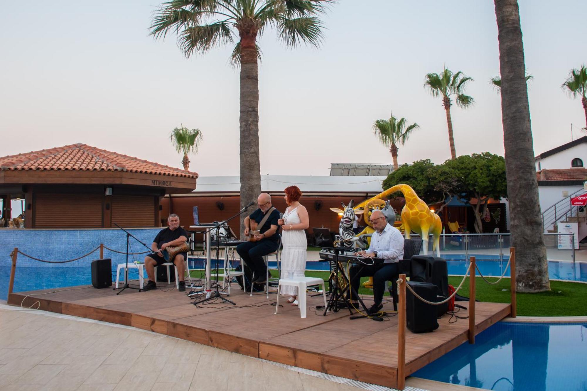 Mimoza Beach Hotel Agios Sergios 외부 사진